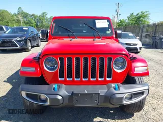 2023 Jeep Wrangler Sahara z VIN 1C4JJXP63PW568190, wystawiony jako IAAI lot #42133650 z przebiegiem 32 347 mil mil oraz . Historia ofert i sprzedaży dostępna na DreamBid. Obrazek 12.