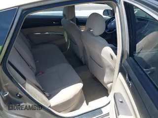 2005 Toyota Prius with VIN JTDKB20U950123255, listed as a IAAI auction lot 42256870 with 226,904 mi miles and . Bid and sale history available at DreamBid. Image 8.