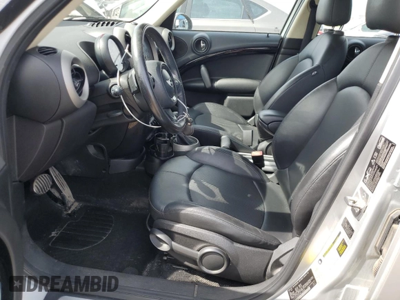 2012 MINI Countryman S with VIN WMWZC5C59CWL61048, listed as a Copart auction lot 54211965 with 136,953 mi miles and Clean Title. Bid and sale history available at DreamBid. Image 7.