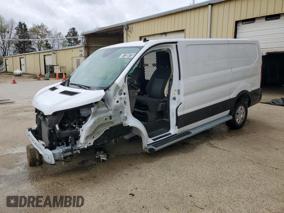 2024 Ford Transit Cargo with VIN 1FTBR1Y82RKA68798, listed as a Copart auction lot 51338075 with 8,653 mi miles and Clean title. Bid and sale history available at DreamBid. Image 1.
