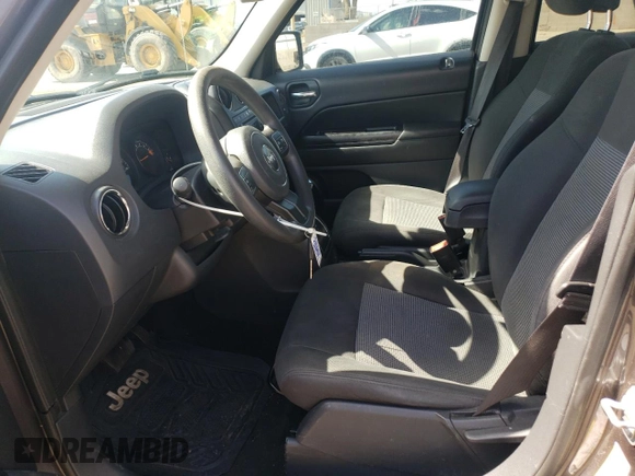 2015 Jeep Patriot Sport with VIN 1C4NJRBB2FD339611, listed as a Copart auction lot 61025765 with 177,591 mi miles and Salvage title. Bid and sale history available at DreamBid. Image 7.
