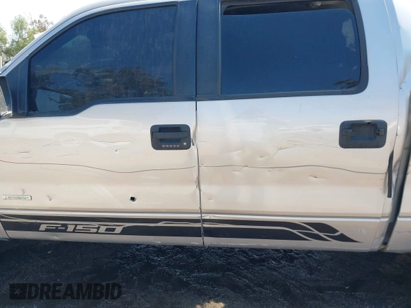 2014 Ford F-150 XL with VIN 1FTFW1CT3EKD12216, listed as a IAAI auction lot 42110775 with 140,673 mi miles. Bid and sale history available at carsss.com. Image 20.