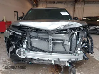 2024 Chevrolet Traverse AWD RS z VIN 1GNEVLKS7RJ211234, wystawiony jako IAAI lot #42318206 z przebiegiem 4 541 mil mil oraz . Historia ofert i sprzedaży dostępna na DreamBid. Obrazek 6.