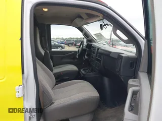 2023 Chevrolet Express Cargo with VIN 1GCWGAFP3P1219054, listed as a IAAI auction lot 41615581 with 36,622 mi miles and . Bid and sale history available at DreamBid. Image 5.