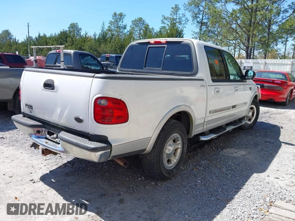 2003 Ford F-150 XLT with VIN 1FTRW07L83KD94698, listed as a IAAI auction lot 41807821 with 177,750 mi miles. Bid and sale history available at carsss.com. Image 4.