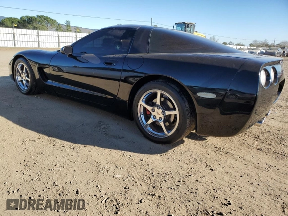 2000 Chevrolet Corvette with VIN 1G1YY22G2Y5118365, listed as a Copart auction lot 88160485 with 70,670 mi miles and Salvage Title. Bid and sale history available at carsss.com. Image 2.
