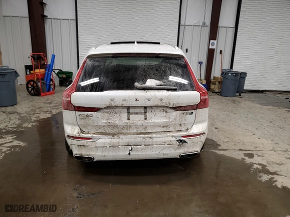 2020 Volvo XC60 Inscription with VIN YV4102RL3L1517883, listed as a Copart auction lot 44601715 with 62,249 mi miles and Salvage Title. Bid and sale history available at carsss.com. Image 6.