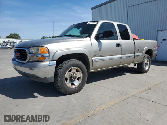 2000 GMC Sierra 2500 SLE z VIN 1GTGK29U1YE282223, wystawiony jako Copart lot #53886435 z przebiegiem Nie podano mil oraz Tytuł czysty. Historia ofert i sprzedaży dostępna na DreamBid. Obrazek 1.