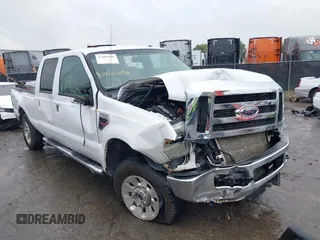 2010 Ford F-250 XL z VIN 1FTSW2B52AEB33231, wystawiony jako IAAI lot #37505696 z przebiegiem 277 288 mil mil oraz . Historia ofert i sprzedaży dostępna na DreamBid. Obrazek 1.