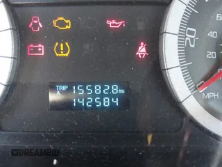 2008 Ford Escape XLS z VIN 1FMCU02Z28KC00547, wystawiony jako IAAI lot #42540493 z przebiegiem 142 584 mil mil oraz . Historia ofert i sprzedaży dostępna na DreamBid. Obrazek 7.