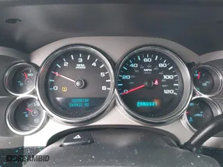 2008 Chevrolet Silverado 1500 LTZ with VIN 3GCEK13JX8G219680, listed as a IAAI auction lot 40938625 with 260,432 mi miles. Bid and sale history available at carsss.com. Image 7.