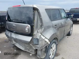 2016 Kia Soul with VIN KNDJN2A25G7362103, listed as a IAAI auction lot 41686898 with 83,621 mi miles and . Bid and sale history available at DreamBid. Image 4.