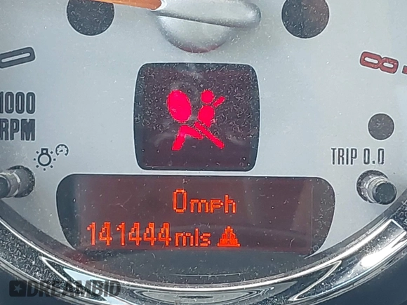 2012 MINI Hardtop z VIN WMWSU3C55CT369622, wystawiony jako IAAI lot #42458180 z przebiegiem 141 444 mil mil oraz . Historia ofert i sprzedaży dostępna na DreamBid. Obrazek 15.