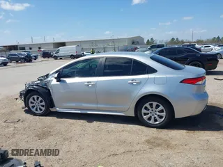 2020 Toyota Corolla LE with VIN JTDEPRAE0LJ114241, listed as a IAAI auction lot 41762404 with 44,571 mi miles. Bid and sale history available at carsss.com. Image 15.