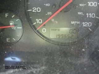2002 Subaru Legacy Outback z VIN 4S3BH665926626332, wystawiony jako IAAI lot #40805037 z przebiegiem 199 652 mil mil oraz . Historia ofert i sprzedaży dostępna na DreamBid. Obrazek 7.