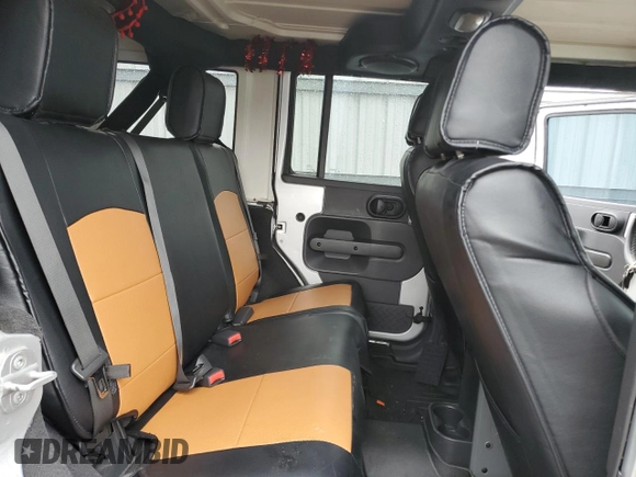 2008 Jeep Wrangler Unlimited X with VIN 1J4GA39188L653530, listed as a Copart auction lot 52585055 with 177,824 mi miles and Salvage Title. Bid and sale history available at carsss.com. Image 11.