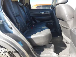 2015 Nissan Rogue SL with VIN 5N1AT2MVXFC862531, listed as a IAAI auction lot 41671922 with 135,637 mi miles. Bid and sale history available at carsss.com. Image 8.