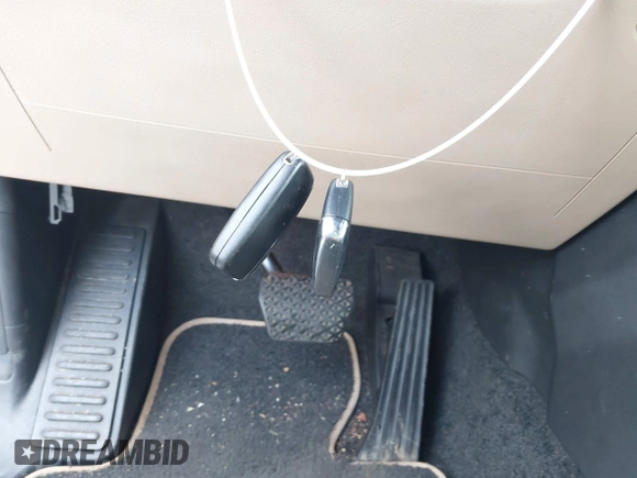 2012 Land Rover Range Rover HSE Lux with VIN SALMF1D43CA372930, listed as a IAAI auction lot 42601061 with 175,584 mi miles and . Bid and sale history available at DreamBid. Image 11.