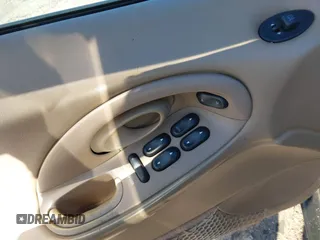 1998 Mercury Sable LS Premium Group z VIN 1MEFM53S0WA638842, wystawiony jako IAAI lot #41557457 z przebiegiem 153 443 mil mil oraz . Historia ofert i sprzedaży dostępna na DreamBid. Obrazek 14.