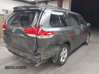 2012 Toyota Sienna LE AAS with VIN 5TDKK3DC0CS177643, listed as a IAAI auction lot 41845652 with 164,771 mi miles. Bid and sale history available at carsss.com. Image 4.