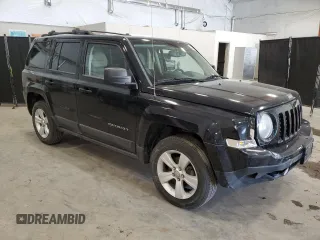 2014 Jeep Patriot Latitude z VIN 1C4NJRFB8ED647617, wystawiony jako Copart lot #53063505 z przebiegiem 139 132 mil mil oraz Szkoda całkowita • Salvage title. Historia ofert i sprzedaży dostępna na DreamBid. Obrazek 4.