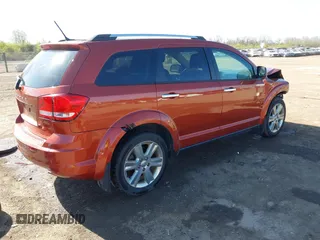 2014 Dodge Journey American Value Pkg with VIN 3C4PDCAB9ET316642, listed as a IAAI auction lot 42050437 with 184,742 mi miles. Bid and sale history available at carsss.com. Image 4.