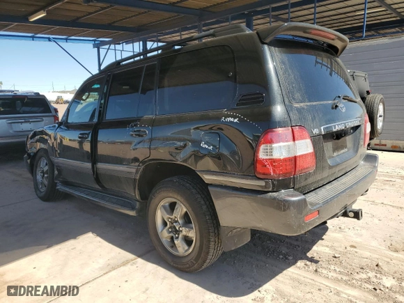2006 Toyota Land Cruiser with VIN JTEHT05J262098694, listed as a Copart auction lot 49923375 with 174,779 mi miles and Salvage Title. Bid and sale history available at carsss.com. Image 2.