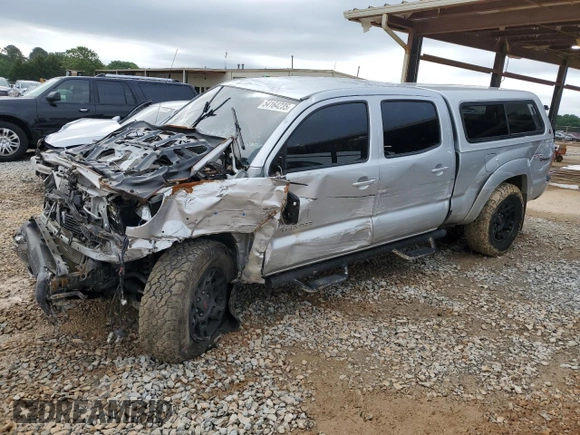 2013 Toyota Tacoma with VIN 5TFMU4FN8DX019022, listed as a Copart auction lot 54164235 with 110,614 mi miles and Salvage title. Bid and sale history available at DreamBid. Image 1.