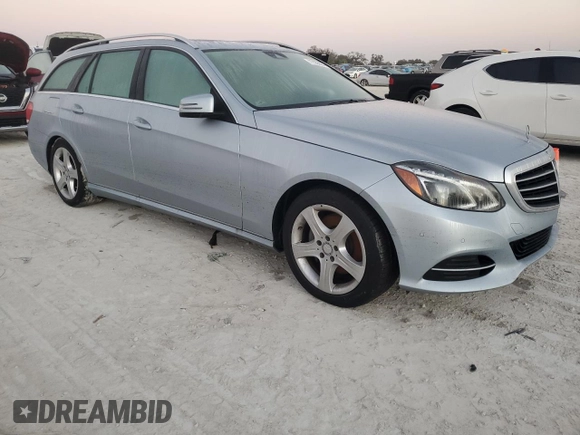 2016 Mercedes-Benz E-Class E 350 Luxury with VIN WDDHH8JB5GB327007, listed as a Copart auction lot 77355574 with 0 mi miles and Salvage Title. Bid and sale history available at carsss.com. Image 4.
