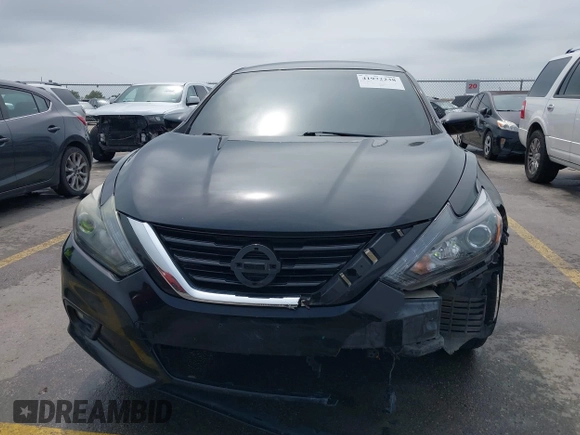 2017 Nissan Altima SV z VIN 1N4AL3AP4HC215163, wystawiony jako IAAI lot #41972238 z przebiegiem 147 627 mil mil oraz . Historia ofert i sprzedaży dostępna na DreamBid. Obrazek 6.