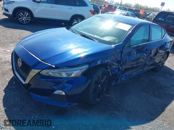 2019 Nissan Altima SR with VIN 1N4BL4CV4KC117733, listed as a IAAI auction lot 41977198 with 56,167 mi miles and . Bid and sale history available at carsss.com. Image 17.