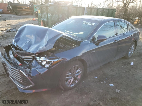 2019 Toyota Avalon Hybrid Limited with VIN 4T1B21FB7KU009366, listed as a Copart auction lot 46739045 with 70,832 mi miles and Salvage Title. Bid and sale history available at carsss.com. Image 1.