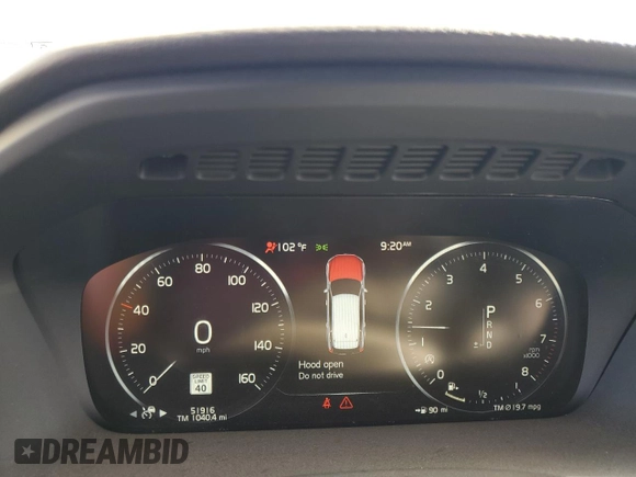 2020 Volvo XC90 Momentum with VIN YV4102CK0L1606696, listed as a Copart auction lot 62418285 with 51,916 mi miles and Salvage title. Bid and sale history available at DreamBid. Image 9.