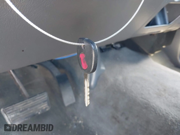 2007 Chevrolet Silverado 1500 LS with VIN 2GCEC13V771133752, listed as a IAAI auction lot 41767688 with 253,845 mi miles and . Bid and sale history available at DreamBid. Image 11.