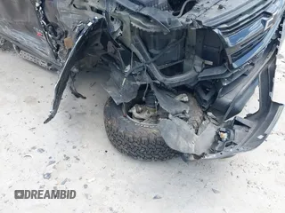 2017 Chevrolet Colorado 4WD Z71 z VIN 1GCGTDENXH1223251, wystawiony jako IAAI lot #42205600 z przebiegiem 108 994 mil mil oraz . Historia ofert i sprzedaży dostępna na DreamBid. Obrazek 6.