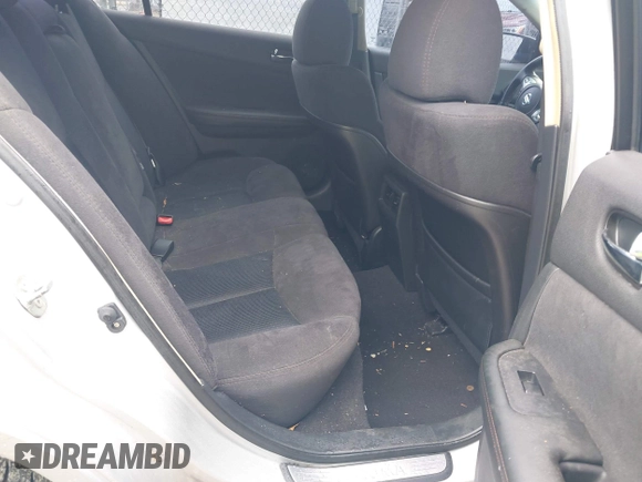 2014 Nissan Maxima S with VIN 1N4AA5AP5EC454945, listed as a IAAI auction lot 42620404 with 179,552 mi miles and . Bid and sale history available at DreamBid. Image 8.