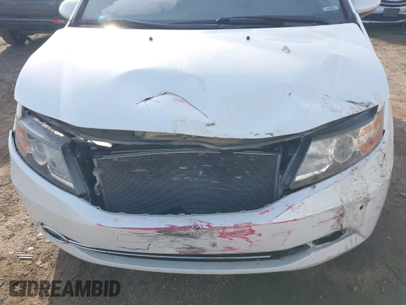 2014 Honda Odyssey Touring with VIN 5FNRL5H97EB037358, listed as a IAAI auction lot 41832825 with 208,894 mi miles and . Bid and sale history available at DreamBid. Image 6.