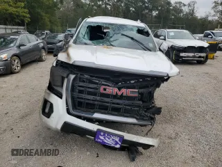 2024 GMC Yukon XL AT4 with VIN 1GKS2HKD1RR385020, listed as a Copart auction lot 82573604 with Not Provided miles and Salvage Title. Bid and sale history available at carsss.com. Image 5.