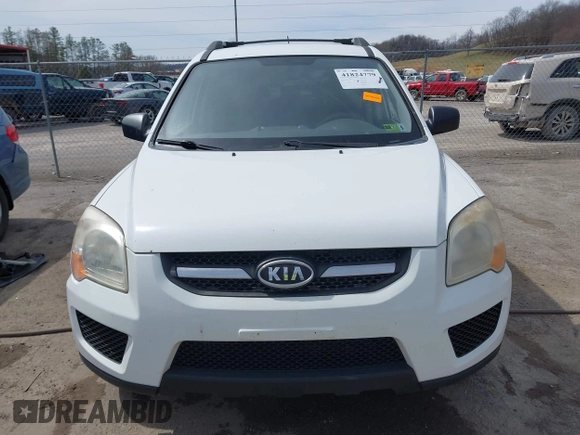 2009 Kia Sportage LX with VIN KNDJE723597560168, listed as a IAAI auction lot 41824779 with 110,386 mi miles. Bid and sale history available at carsss.com. Image 12.
