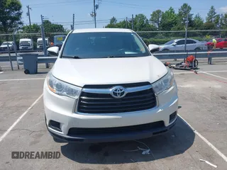 2014 Toyota Highlander LE z VIN 5TDZARFH8ES006333, wystawiony jako IAAI lot #42457836 z przebiegiem 177 747 mil mil oraz . Historia ofert i sprzedaży dostępna na DreamBid. Obrazek 12.