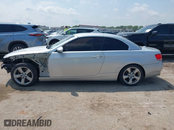 2009 BMW 3 Series 328i z VIN WBAWL13519PX26918, wystawiony jako IAAI lot #42124570 z przebiegiem 176 724 mil mil oraz . Historia ofert i sprzedaży dostępna na DreamBid. Obrazek 15.