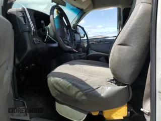 2009 Chevrolet Express Passenger с VIN 1GAHG35KX91139272, выставлен на аукционе Copart как лот 66421394 с пробегом 172 666 миль миль и Списание • Salvage title. История ставок и продаж доступна на DreamBid. Изображение 7.