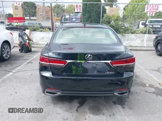 2020 Lexus LS with VIN JTHG5LFF4L5011134, listed as a IAAI auction lot 41782417 with 14,070 mi miles and . Bid and sale history available at DreamBid. Image 16.