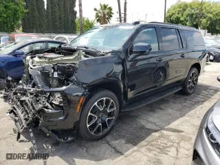 2025 Chevrolet Suburban RST with VIN 1GNS6ERD6SR157063, listed as a Copart auction lot 54452615 with 545 mi miles and Clean Title. Bid and sale history available at carsss.com. Image 1.