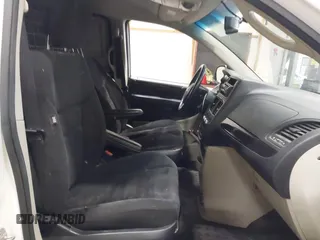 2014 Ram Cargo Van Tradesman with VIN 2C4JRGAG5ER341034, listed as a IAAI auction lot 41194609 with 156,772 mi miles. Bid and sale history available at carsss.com. Image 5.