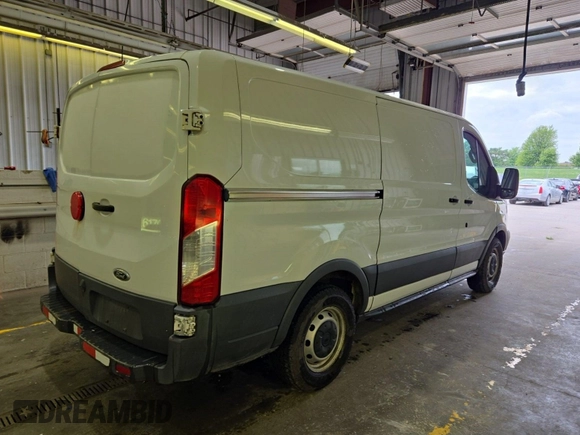 2016 Ford Transit Cargo z VIN 1FTYE1YM9GKB19505, wystawiony jako IAAI lot #42774251 z przebiegiem 252 184 mil mil oraz . Historia ofert i sprzedaży dostępna na DreamBid. Obrazek 49.