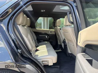 2020 Land Rover Discovery SE z VIN SALRG2RV4L2428006, wystawiony jako IAAI lot #42559308 z przebiegiem 101 242 mil mil oraz . Historia ofert i sprzedaży dostępna na DreamBid. Obrazek 8.