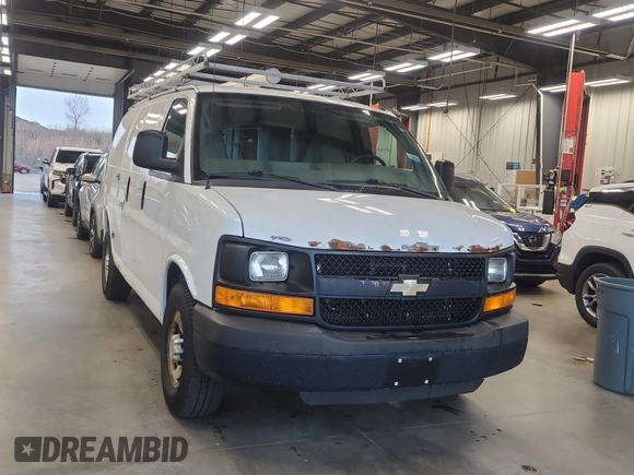 2013 Chevrolet Express Cargo Van with VIN 1GCWGFBA4D1126005, listed as a IAAI auction lot 42208352 with 249,351 mi miles. Bid and sale history available at carsss.com. Image 1.