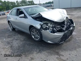 2017 Toyota Camry XLE z VIN 4T1BF1FK6HU351016, wystawiony jako IAAI lot #42440442 z przebiegiem 125 896 mil mil oraz . Historia ofert i sprzedaży dostępna na DreamBid. Obrazek 1.
