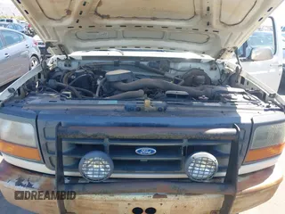 1992 Ford F-150 with VIN 1FTEF14H0NLA47691, listed as a IAAI auction lot 42096312 with 1 mi miles. Bid and sale history available at carsss.com. Image 10.
